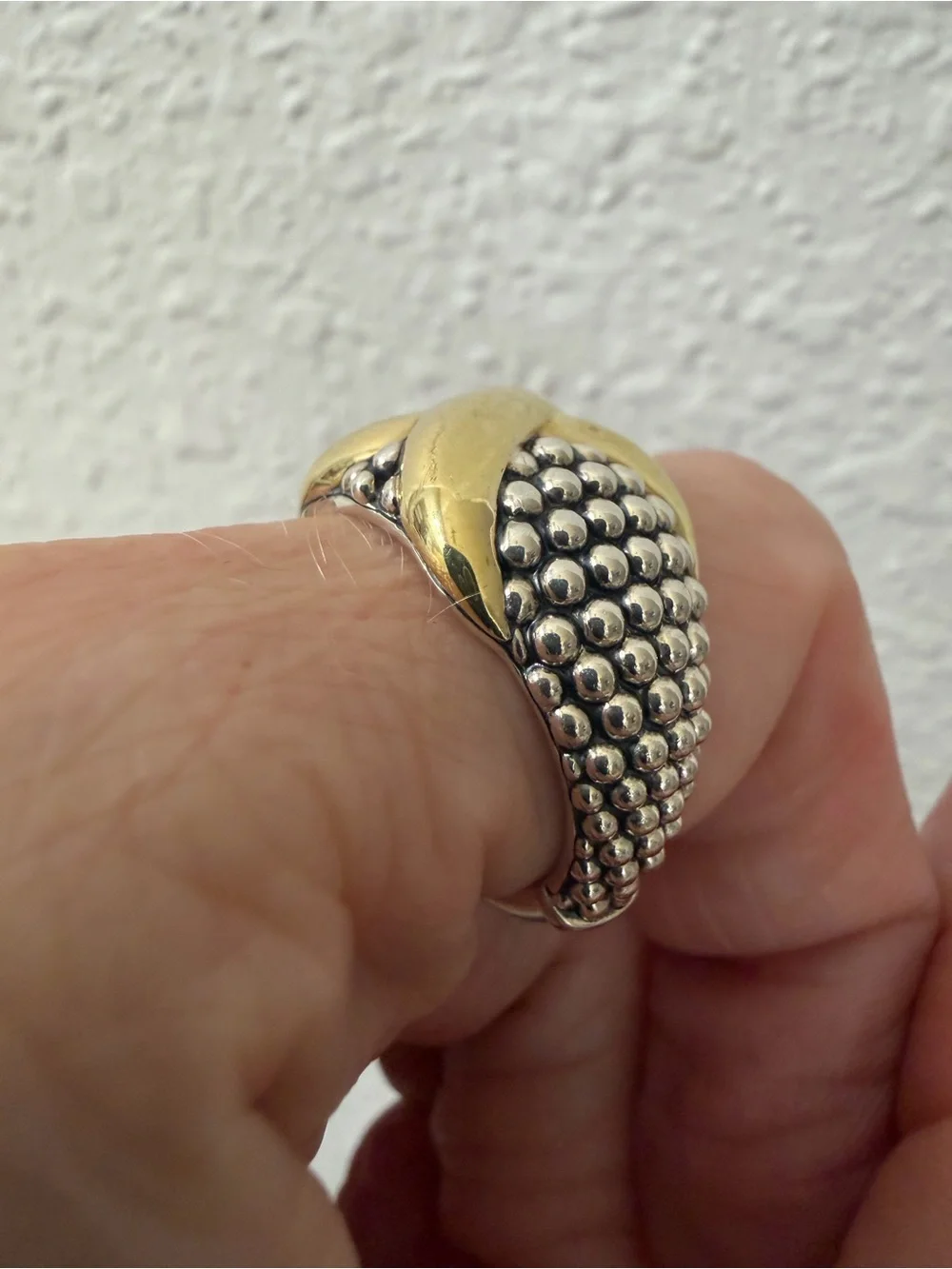 Lagos two tone “X” Caviar Done ring SIZE 8